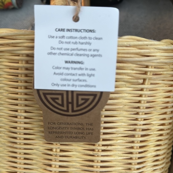 Wicker Basket Tote Handcrafted in Vietnam - Picture 11 of 16